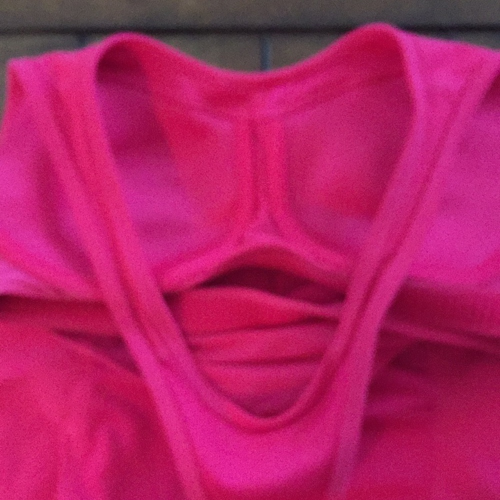 (Nike) dri-fit top - Picture 3 of 5